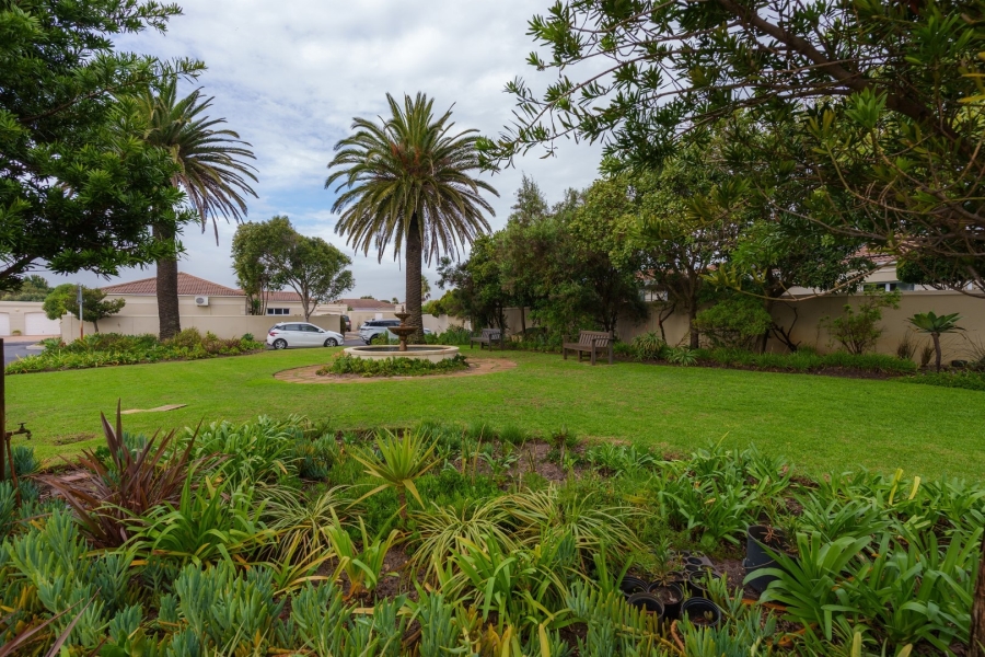 2 Bedroom Property for Sale in Royal Ascot Western Cape